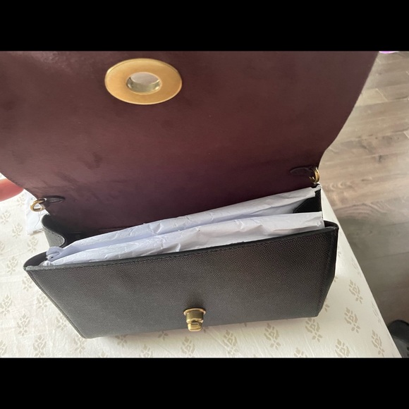 Brand new coach hand bag with chain strap - Picture 3 of 8